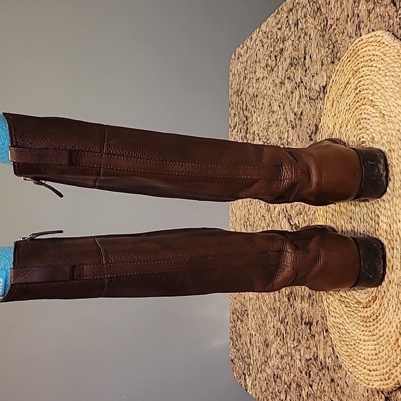 Tory Burch Leather boots - Picture 4 of 10